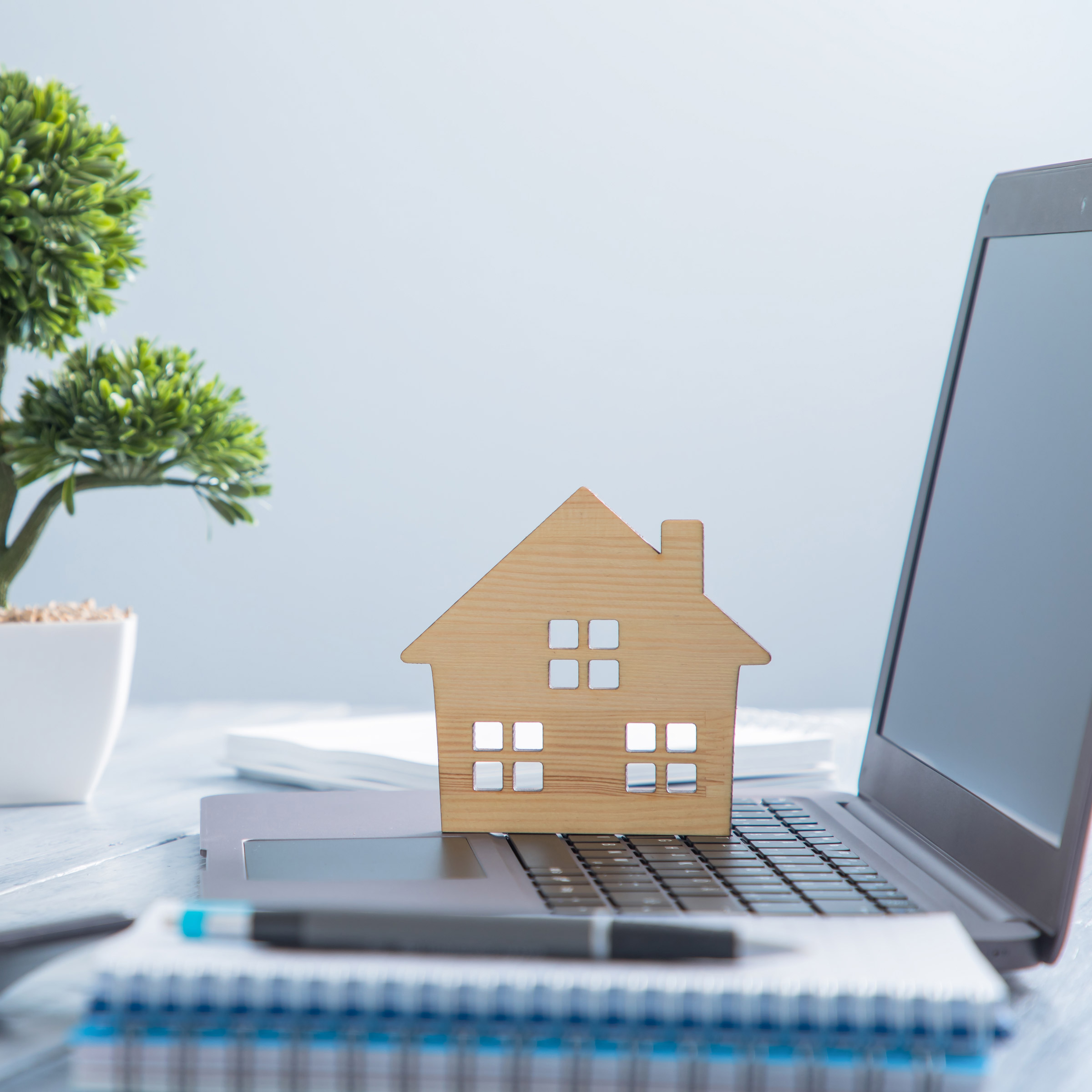 Как россиянину продать недвижимость в Испании удаленно