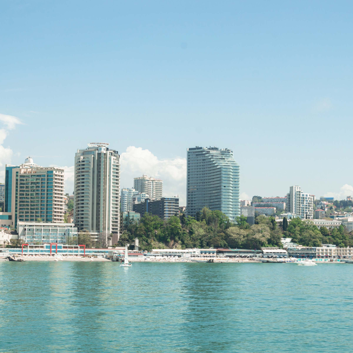 Сочи или Барселона, где лучше купить недвижимость