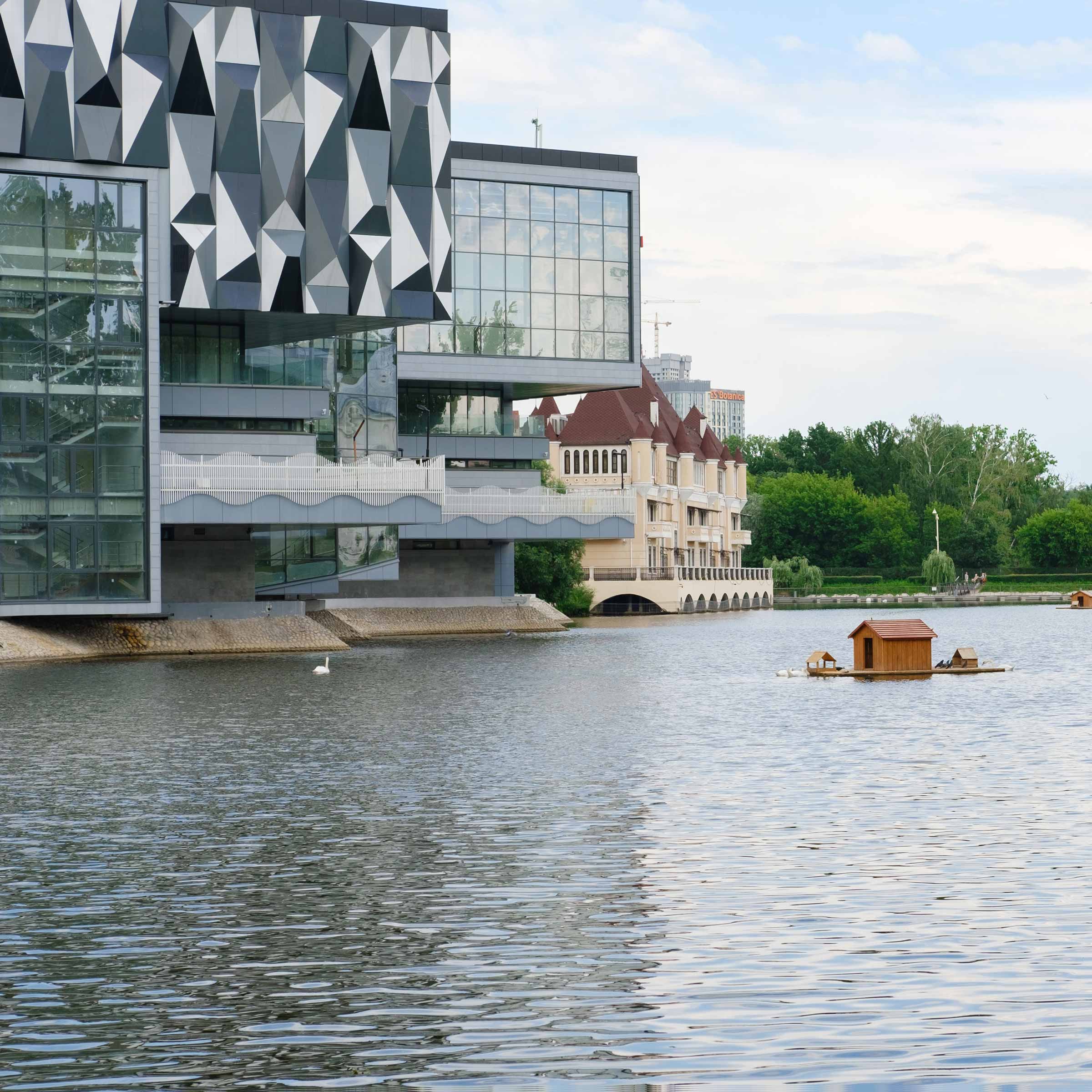 Сохранить или продать недвижимость в России